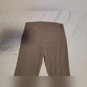 Size 6 Lululemon Align leggings.